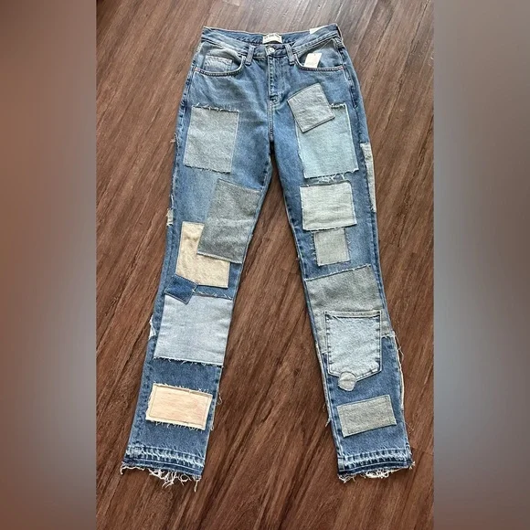 We The Free Bare With Me Jeans Rebel Hearts. Size 29